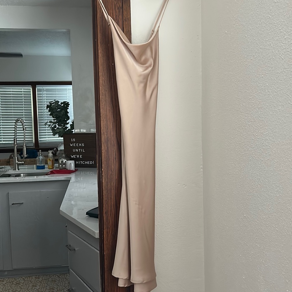 Show me your mumu midi dress. XS. Color champagne